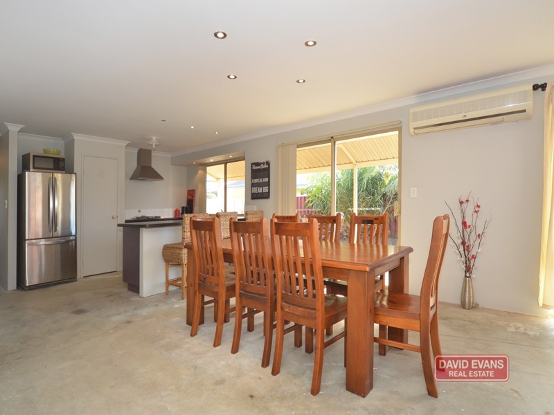 12 Alpina Promenade, Banksia Grove WA 6031