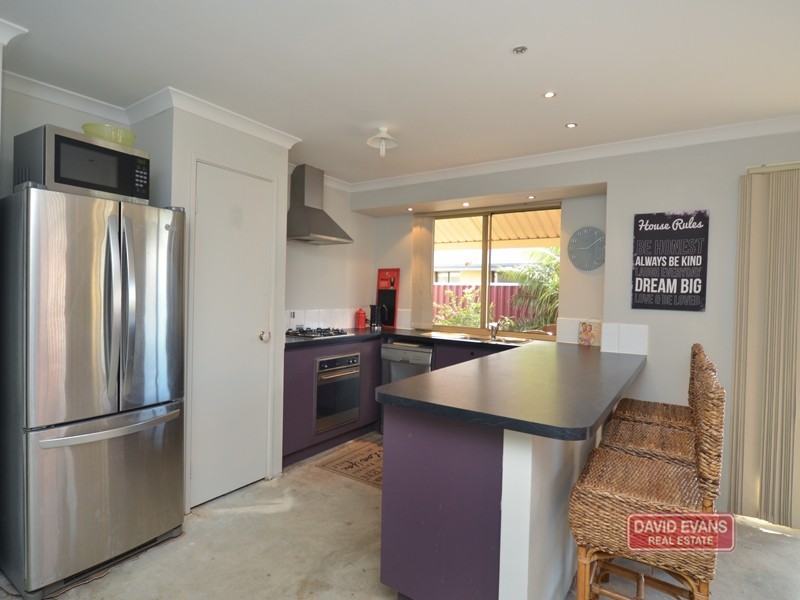 12 Alpina Promenade, Banksia Grove WA 6031