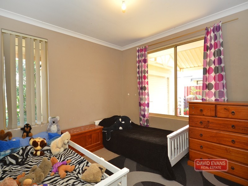 12 Alpina Promenade, Banksia Grove WA 6031