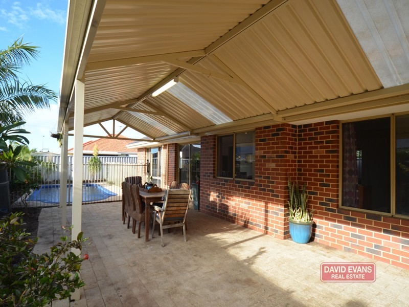 12 Alpina Promenade, Banksia Grove WA 6031