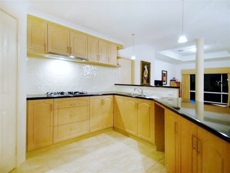 1 Kyby Place, Carramar WA 6031