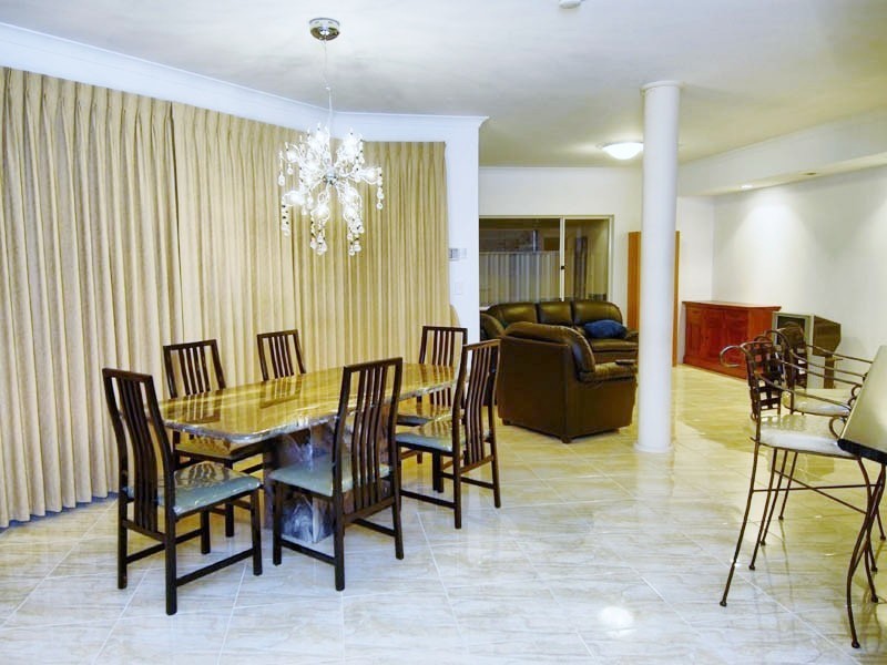 1 Kyby Place, Carramar WA 6031