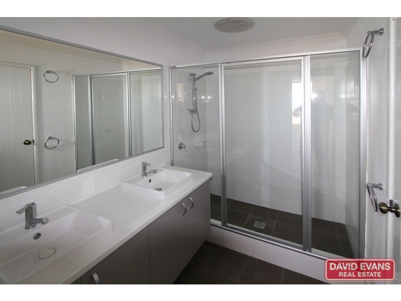 24 Haviland mews, Banksia Grove WA 6031