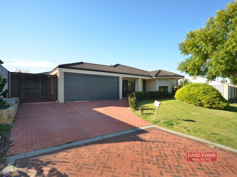 12 Cheriton Drive, Carramar WA 6031