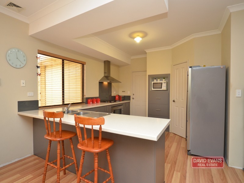 36 Carbine Loop, Banksia Grove WA 6031