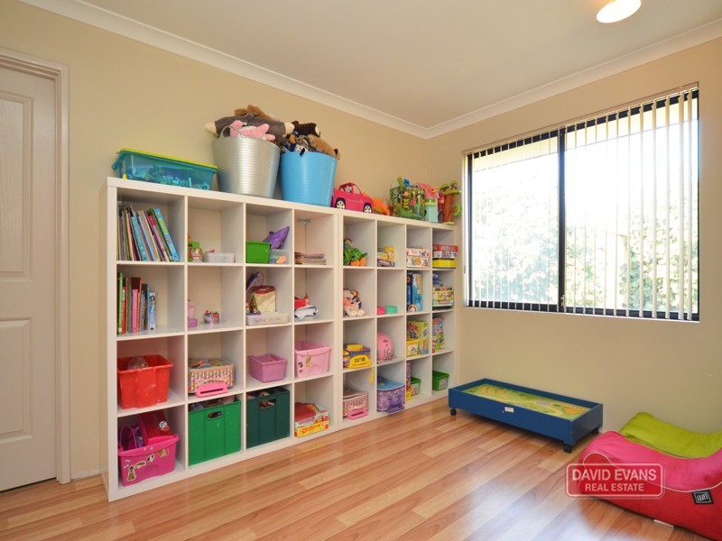 36 Carbine Loop, Banksia Grove WA 6031