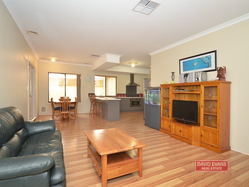 36 Carbine Loop, Banksia Grove WA 6031