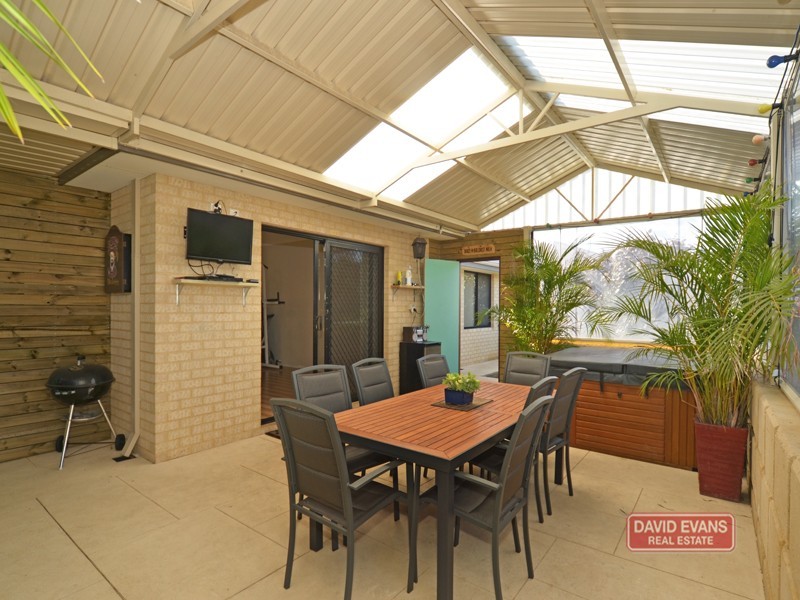 36 Carbine Loop, Banksia Grove WA 6031