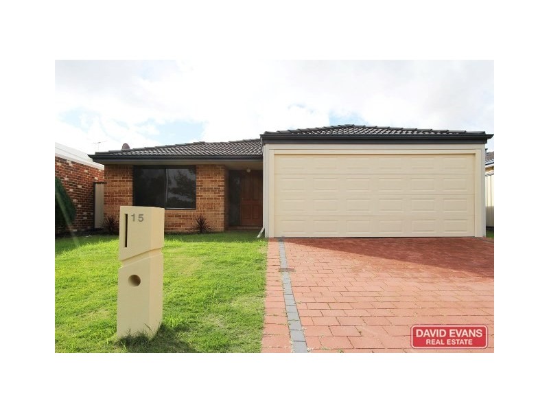 15 Lyndavale Loop, Carramar WA 6031