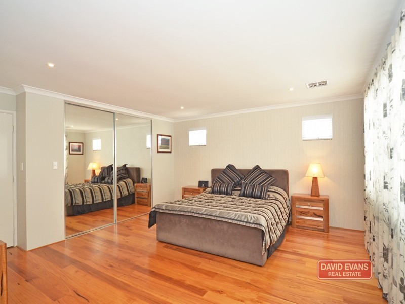 8 Auger Way, Alkimos WA 6038
