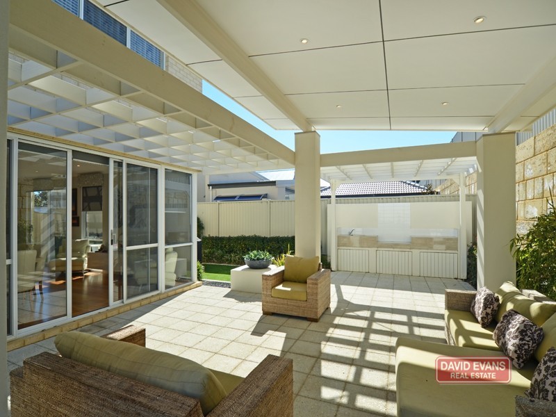 8 Auger Way, Alkimos WA 6038