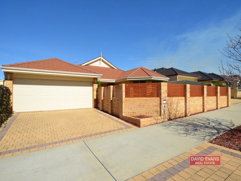 32 Yandella Promenade, Tapping WA 6065