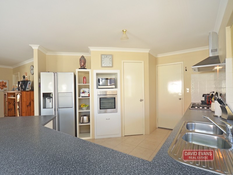 32 Yandella Promenade, Tapping WA 6065