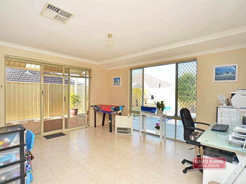 32 Yandella Promenade, Tapping WA 6065