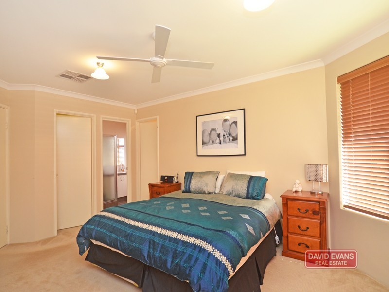 32 Yandella Promenade, Tapping WA 6065