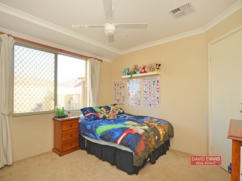 32 Yandella Promenade, Tapping WA 6065
