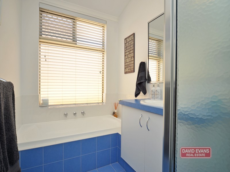 32 Yandella Promenade, Tapping WA 6065