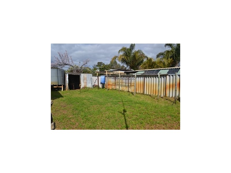 58 Redcliffe Ave, Balga WA 6061