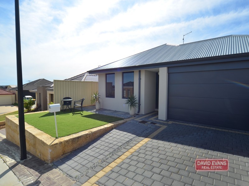 22 Fogliani Loop, Sinagra WA 6065