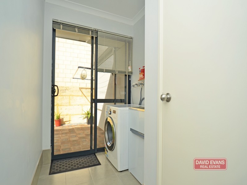 22 Fogliani Loop, Sinagra WA 6065