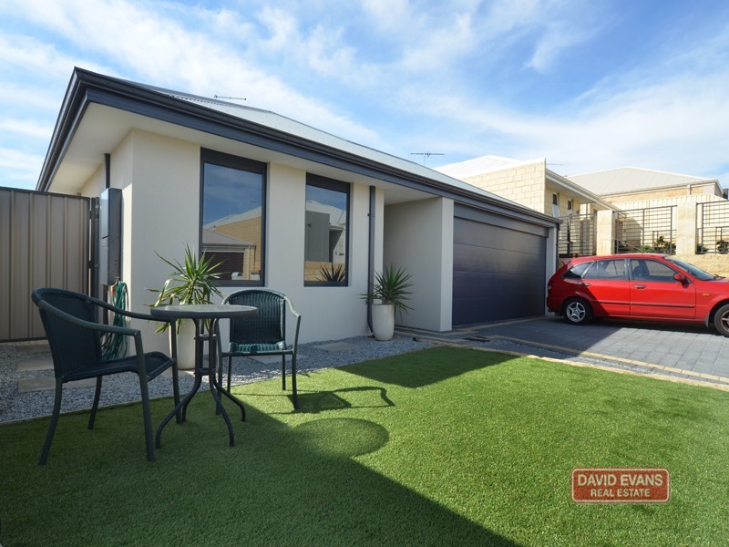 22 Fogliani Loop, Sinagra WA 6065
