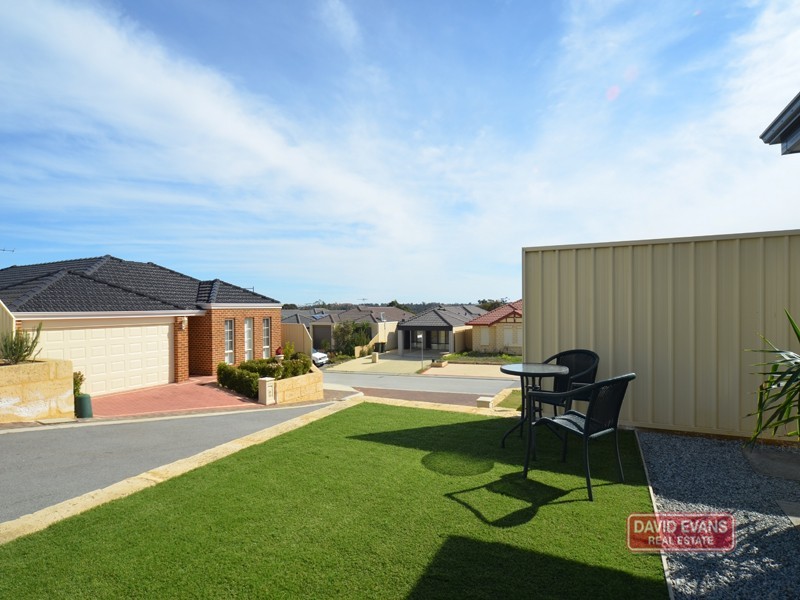 22 Fogliani Loop, Sinagra WA 6065