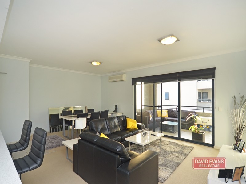 81/12 Citadel Way, Currambine WA 6028