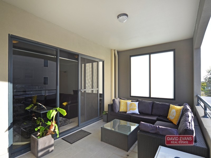 81/12 Citadel Way, Currambine WA 6028