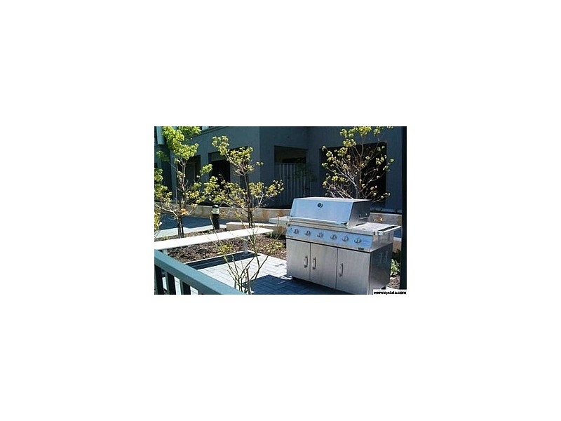 81/12 Citadel Way, Currambine WA 6028