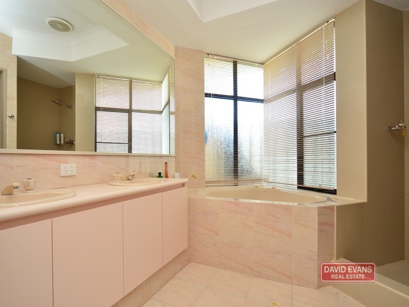 36 Christchurch Terrace, Currambine WA 6028