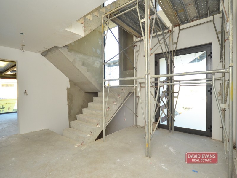 21 Fairhaven Terrace, Hillarys WA 6025