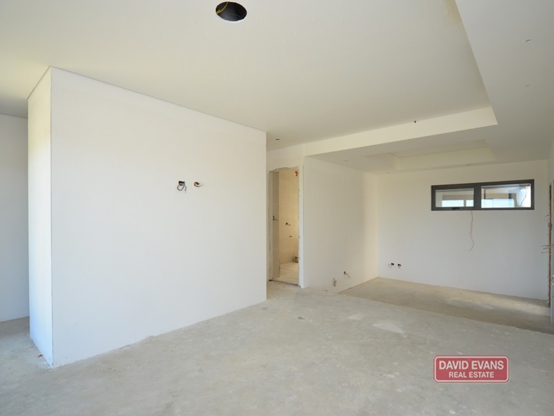 21 Fairhaven Terrace, Hillarys WA 6025