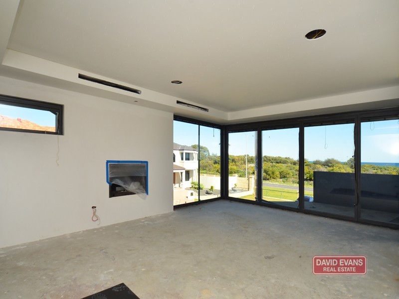 21 Fairhaven Terrace, Hillarys WA 6025