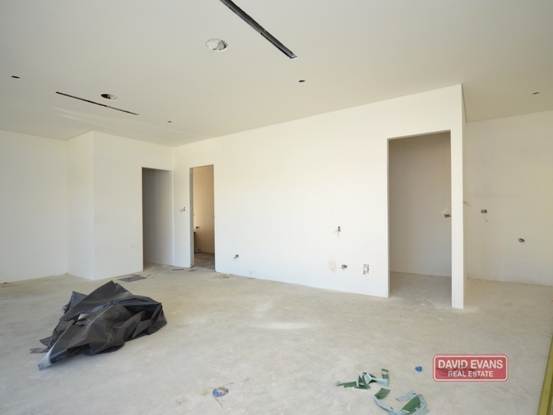 21 Fairhaven Terrace, Hillarys WA 6025