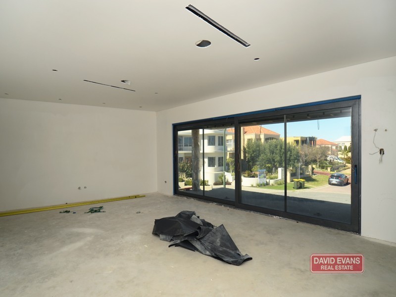 21 Fairhaven Terrace, Hillarys WA 6025