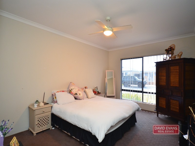 16 Boldwood Road, Banksia Grove WA 6031