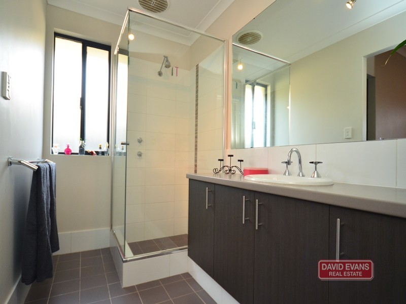 16 Boldwood Road, Banksia Grove WA 6031