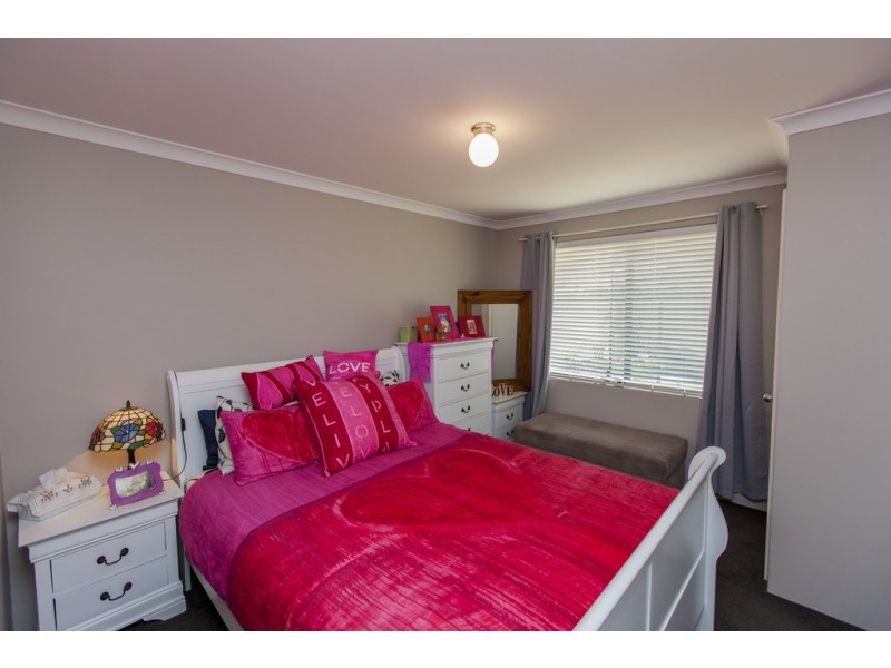 39 Compar Road, Banksia Grove WA 6031