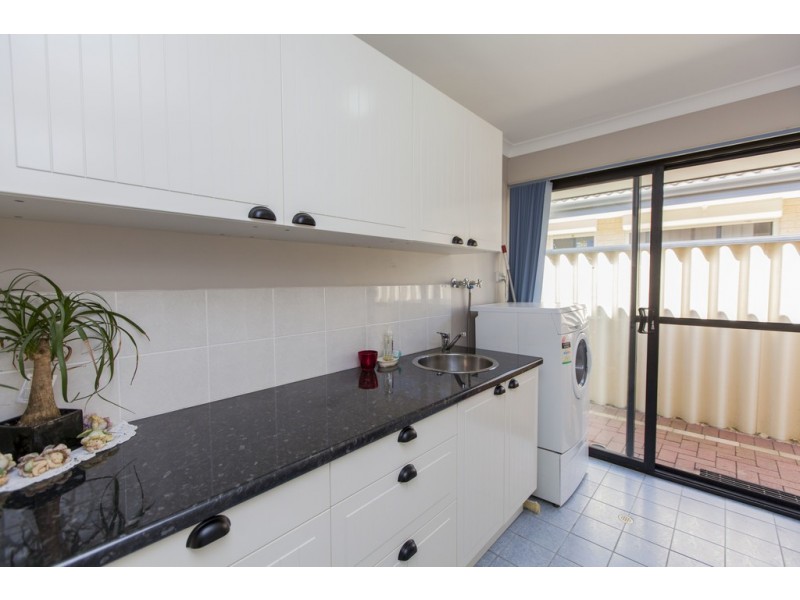 39 Compar Road, Banksia Grove WA 6031