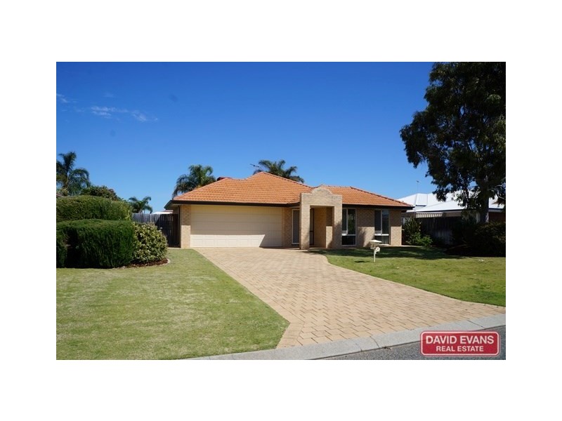 17 Coombs Street, Rockingham WA 6168