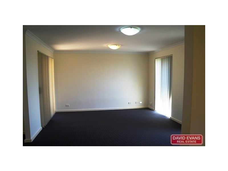 17 Coombs Street, Rockingham WA 6168