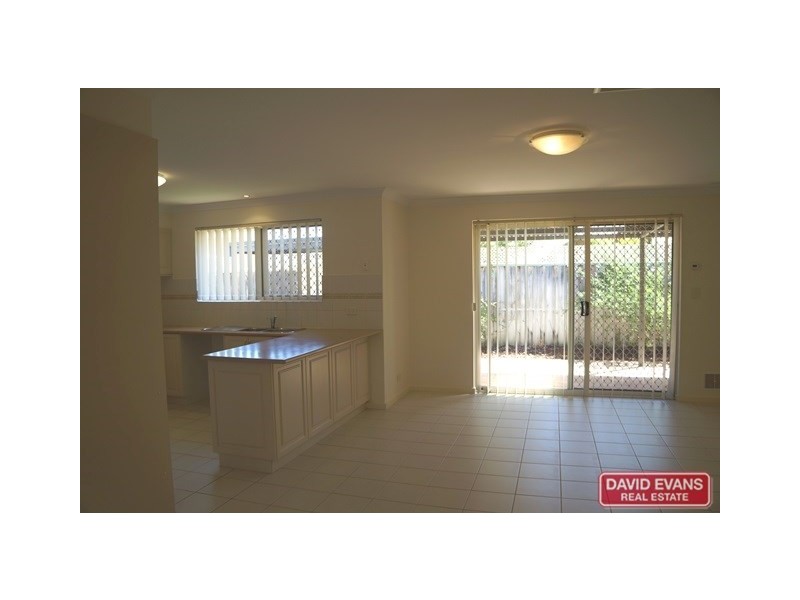 17 Coombs Street, Rockingham WA 6168