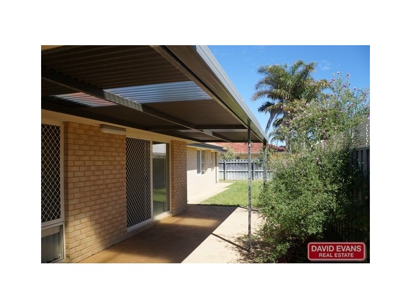 17 Coombs Street, Rockingham WA 6168