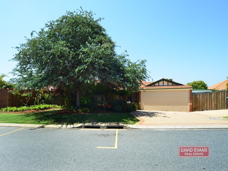 4 Sedgley Close, Landsdale WA 6065