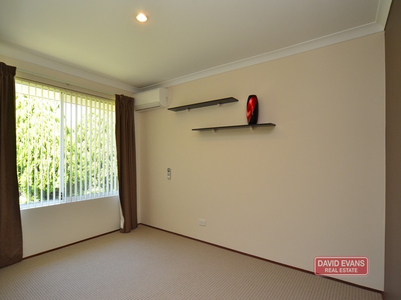 4 Sedgley Close, Landsdale WA 6065