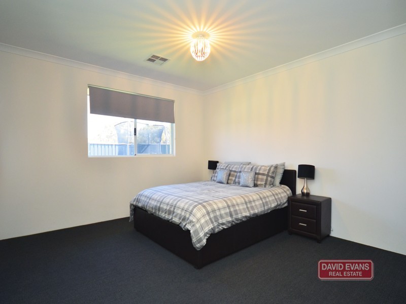 23 Wallangarra Road, Carramar WA 6031