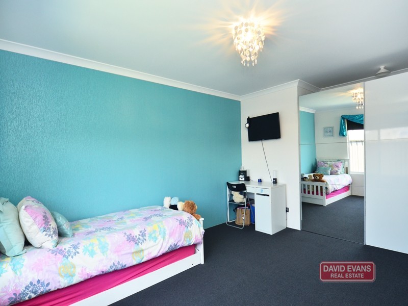 23 Wallangarra Road, Carramar WA 6031