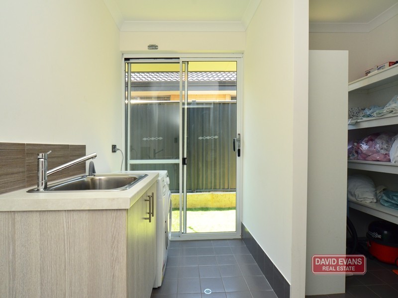 23 Wallangarra Road, Carramar WA 6031