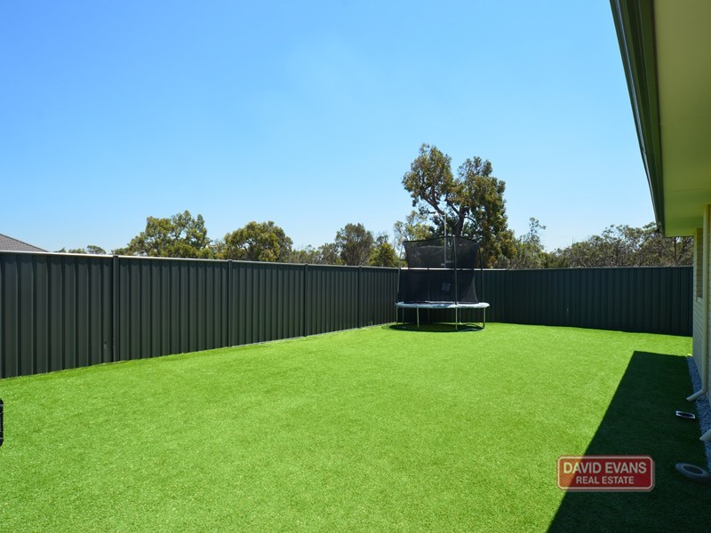 23 Wallangarra Road, Carramar WA 6031
