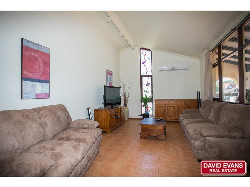 3 Stanford Road, Kallaroo WA 6025